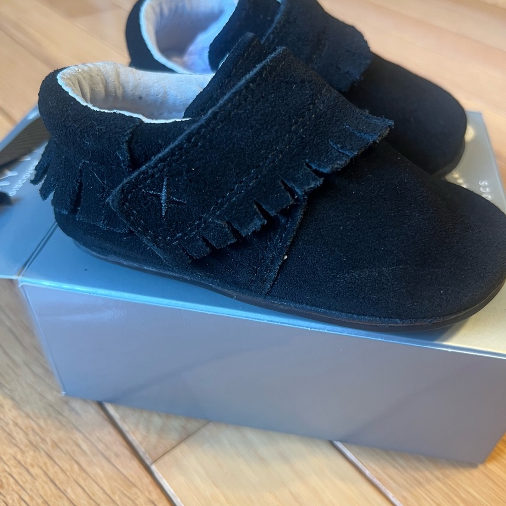 Jack&Lily Black Moccasins for Toddlers